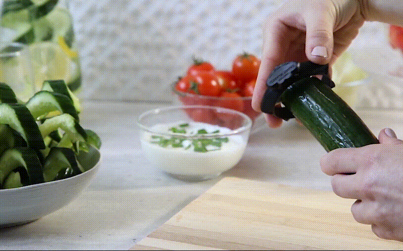 Curly Cat Vegetable Curler